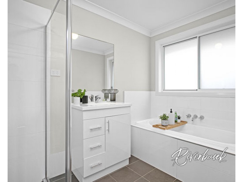 31 Clement Road, Edmondson Park NSW 2174