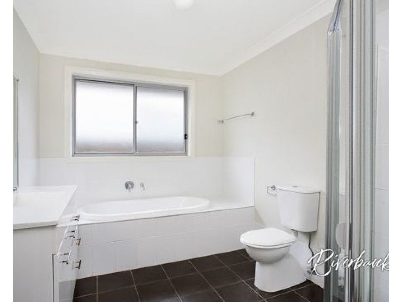 2A Dorset Street, Spring Farm NSW 2570