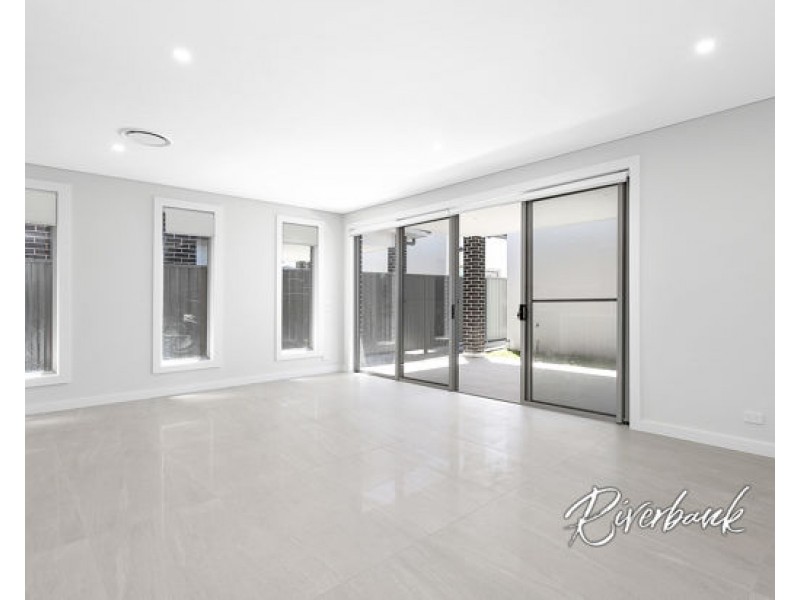 13B Power Ridge, Oran Park NSW 2570