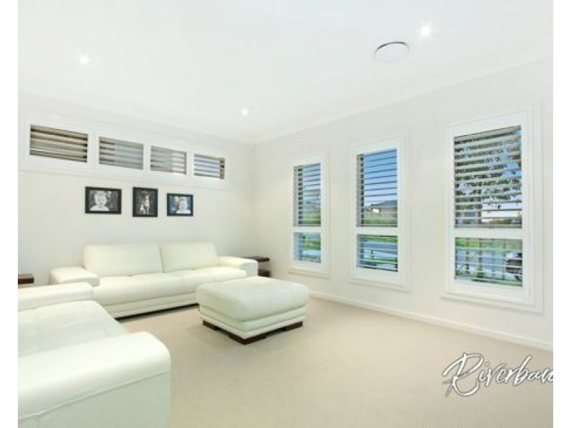 8 Buran Road, Pemulwuy NSW 2145