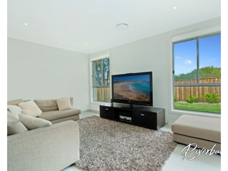 8 Buran Road, Pemulwuy NSW 2145