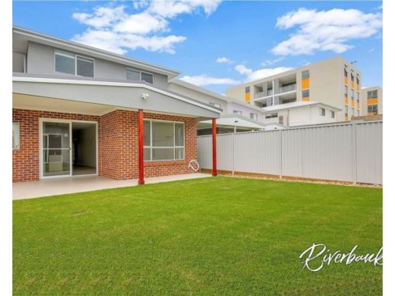 63 Deerubbin Drive, Glenmore Park NSW 2745