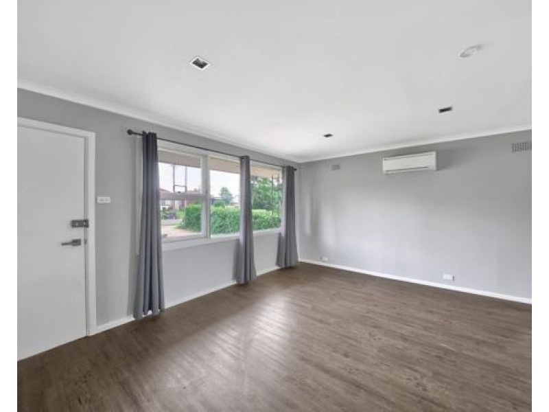 31 Doncaster Avenue, Narellan NSW 2567