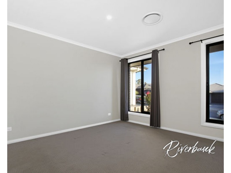 9 Casimer Avenue, Elderslie NSW 2570