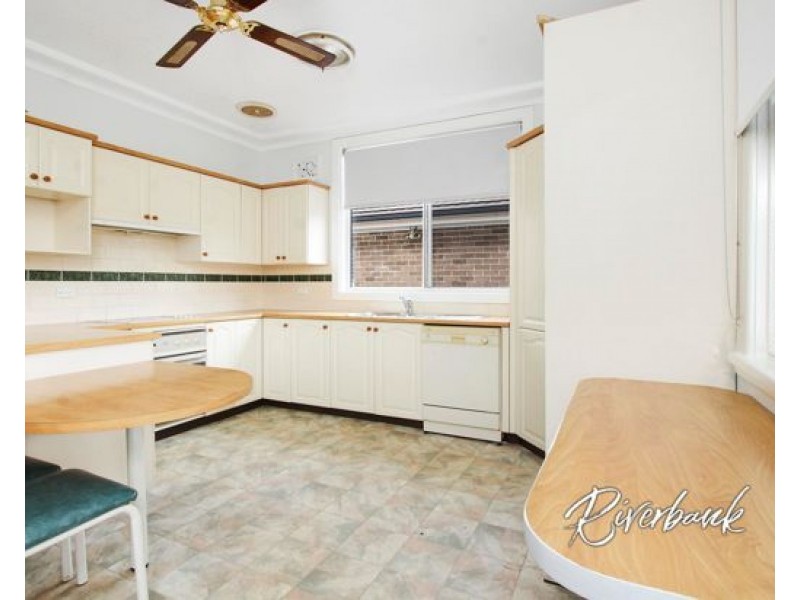 15 Hackney Street, Greystanes NSW 2145