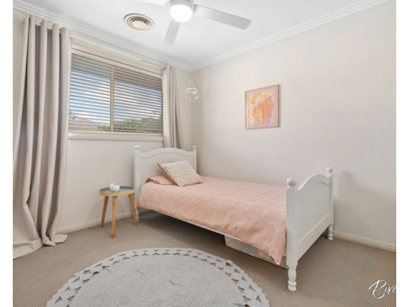 12 Morley Avenue, Pemulwuy NSW 2145