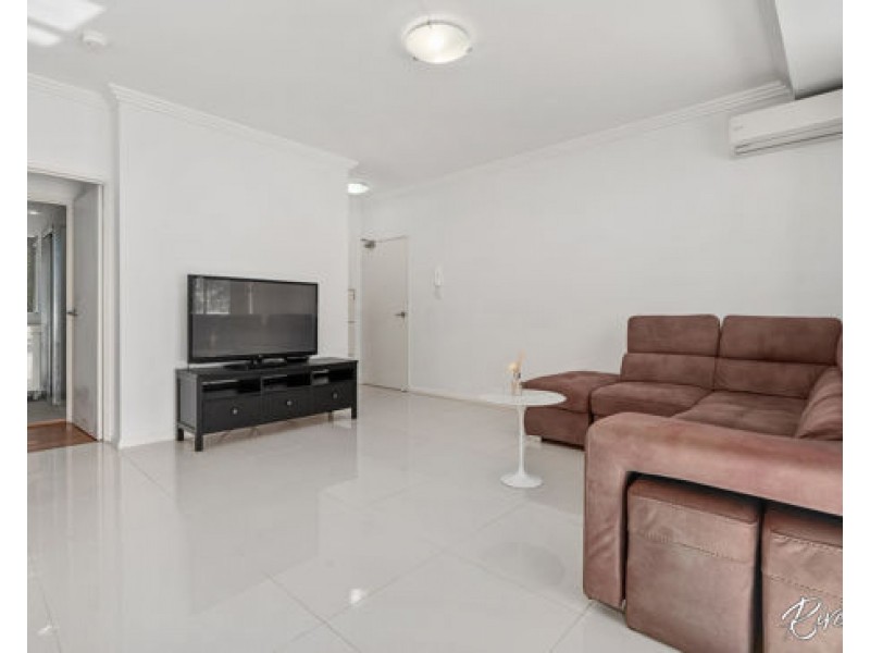 4/14-16 Smythe Street, Merrylands NSW 2160