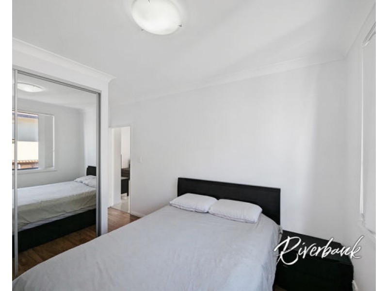 4/14-16 Smythe Street, Merrylands NSW 2160