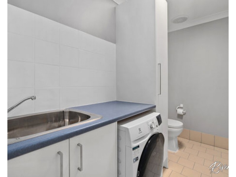 8/209 Old Windsor Road, Northmead NSW 2152