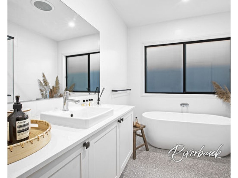 42 Mantis Circuit, Leppington NSW 2179