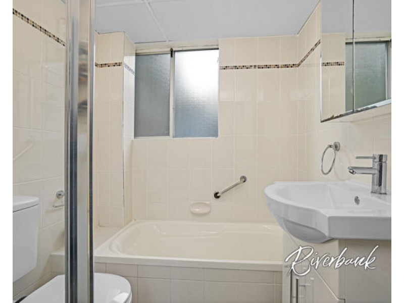 6/47-51 Kenyons Road, Merrylands NSW 2160