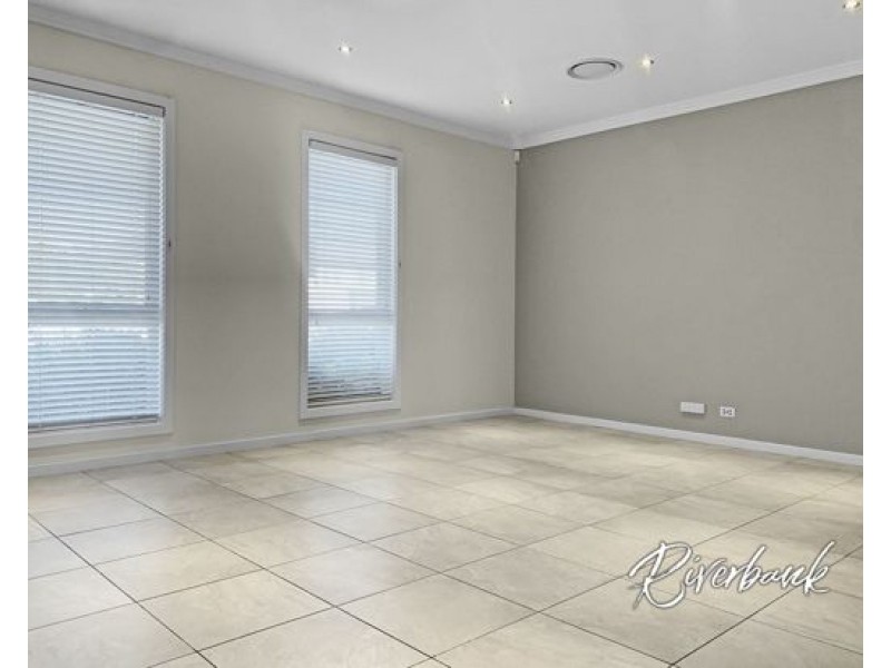 205 Driftway Drive, Pemulwuy NSW 2145