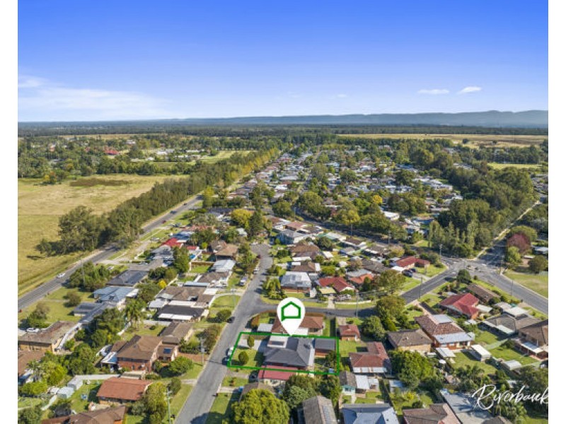 18 Brentwood Avenue, Hobartville NSW 2753