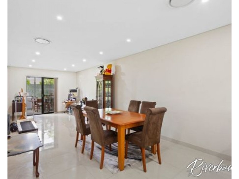 140 Cumberland Road, Greystanes NSW 2145