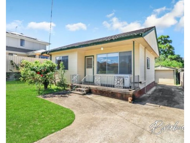 127 Adelaide Street, Oxley Park NSW 2760