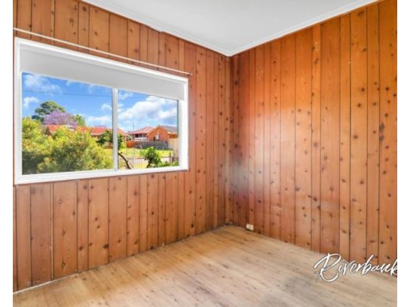 127 Adelaide Street, Oxley Park NSW 2760