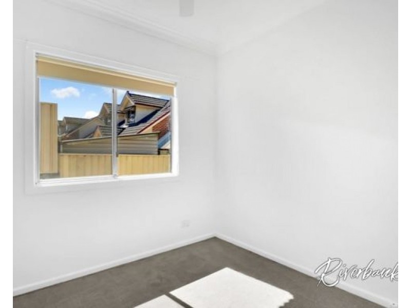 127 Adelaide Street, Oxley Park NSW 2760