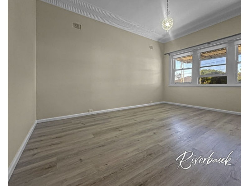 196 Robertson Street, Guildford NSW 2161