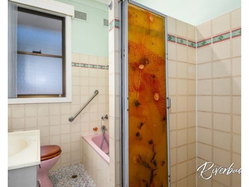 4 Gary Street, Merrylands NSW 2160