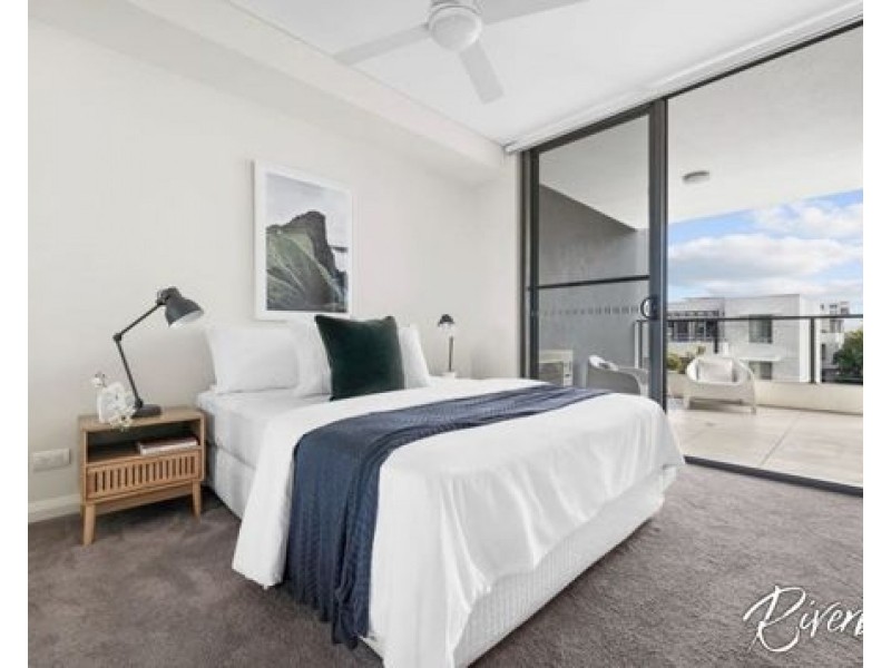 302/8 Marine Parade, Wentworth Point NSW 2127