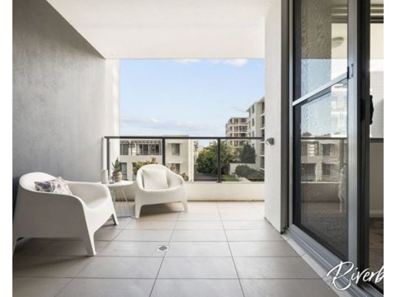 302/8 Marine Parade, Wentworth Point NSW 2127