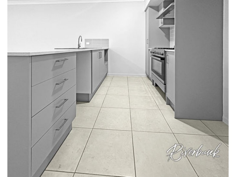9 Herd Street, Oran Park NSW 2570