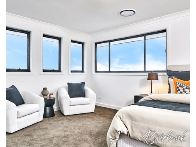 353 Driftway Drive, Pemulwuy NSW 2145