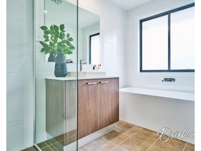 353 Driftway Drive, Pemulwuy NSW 2145