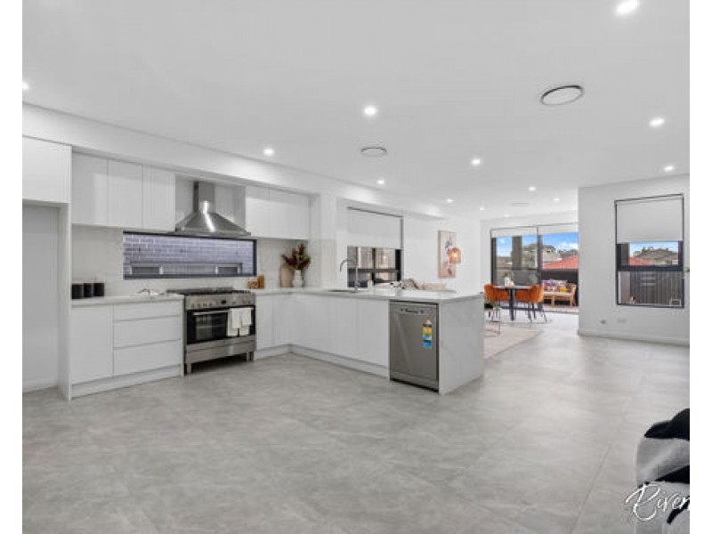 13B Albert Street, Guildford NSW 2161