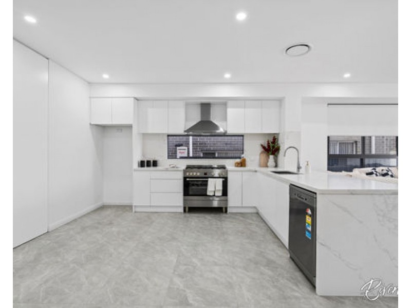 13B Albert Street, Guildford NSW 2161