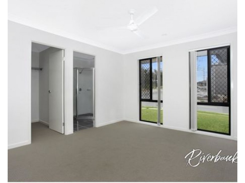 16 Vinny Road, Edmondson Park NSW 2174