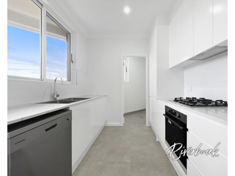 1/7a Fieldhouse Circuit, Campbelltown NSW 2560