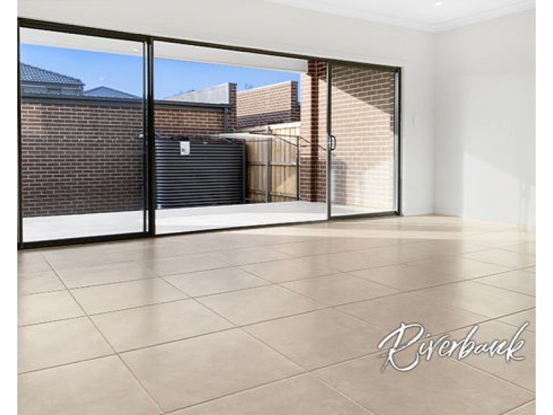 93 Andalusian Street, Austral NSW 2179