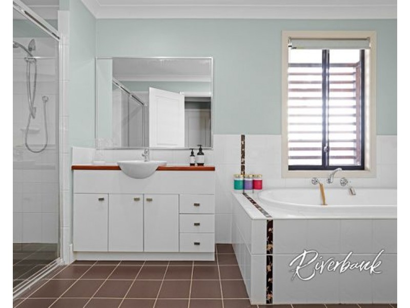 12 Wari Street, Pemulwuy NSW 2145