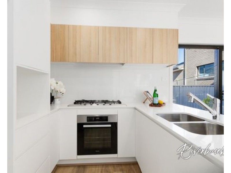 11 Murragauan Street, Pemulwuy NSW 2145