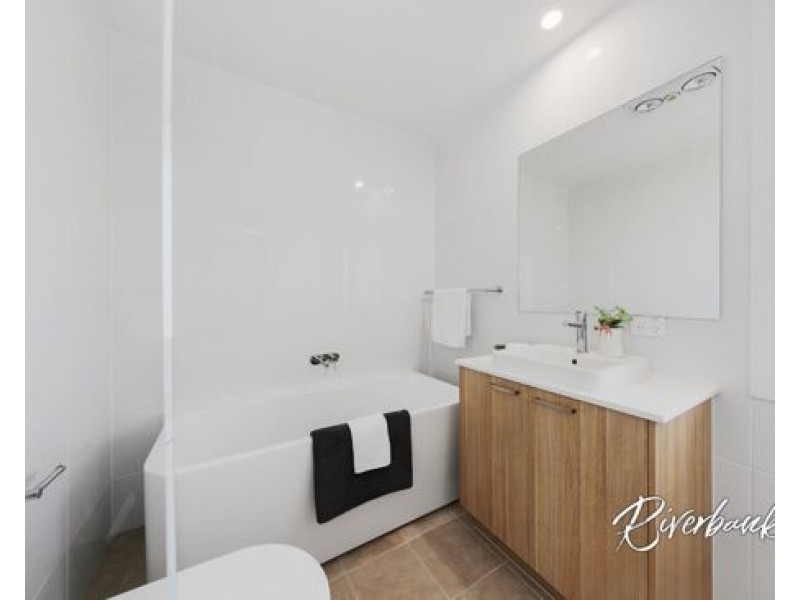 11 Murragauan Street, Pemulwuy NSW 2145