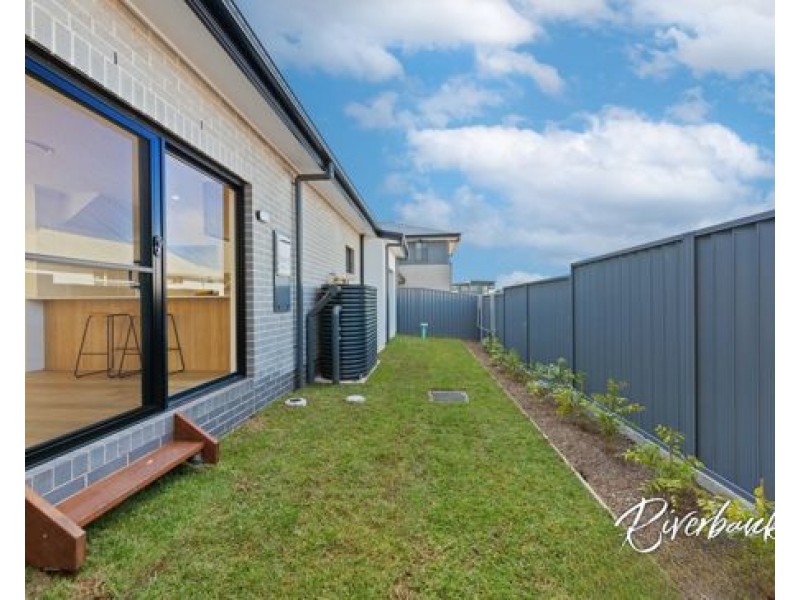 11 Murragauan Street, Pemulwuy NSW 2145