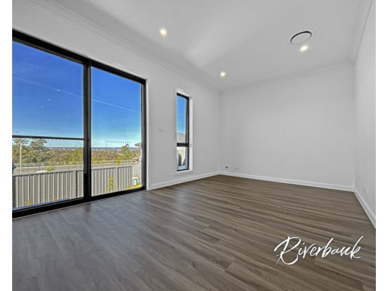 337 Driftway Drive, Pemulwuy NSW 2145