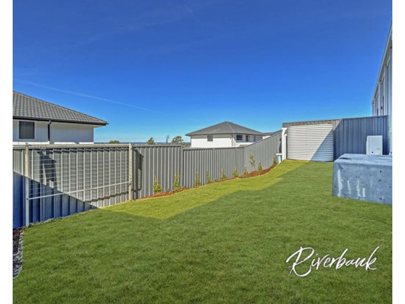 337 Driftway Drive, Pemulwuy NSW 2145