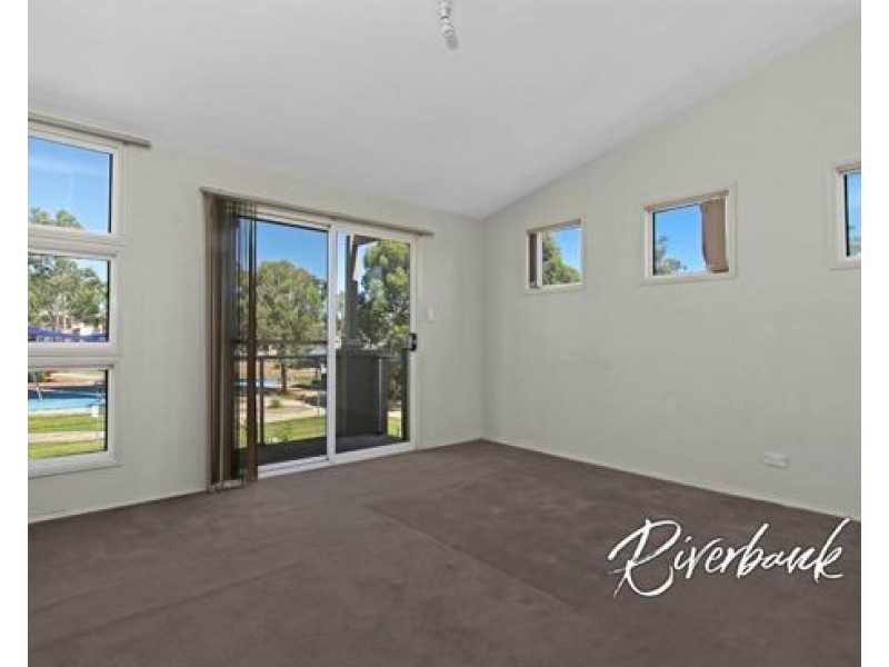 3 Edward Drive, Pemulwuy NSW 2145