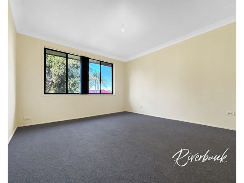 4 Greta Place, Hebersham NSW 2770