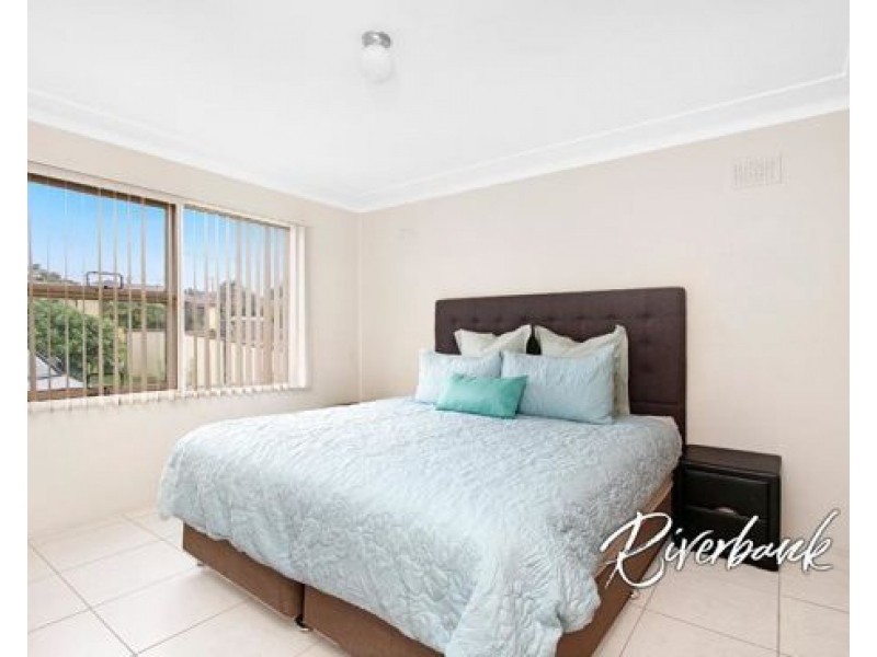 68 & 68A Hanbury Street, Greystanes NSW 2145
