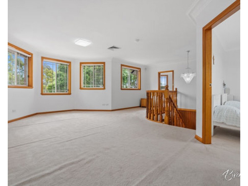 10 White Gum Place, Greystanes NSW 2145