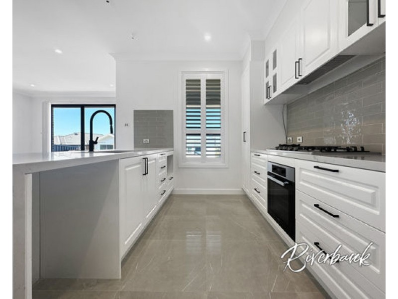 17 Murragaun Street, Pemulwuy NSW 2145