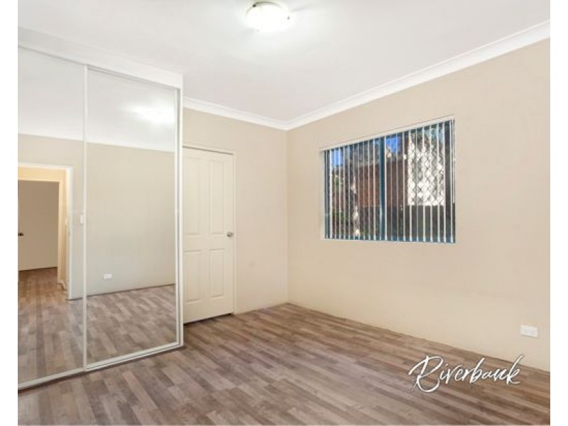 18/38-44 Sherwood Road, Merrylands NSW 2160