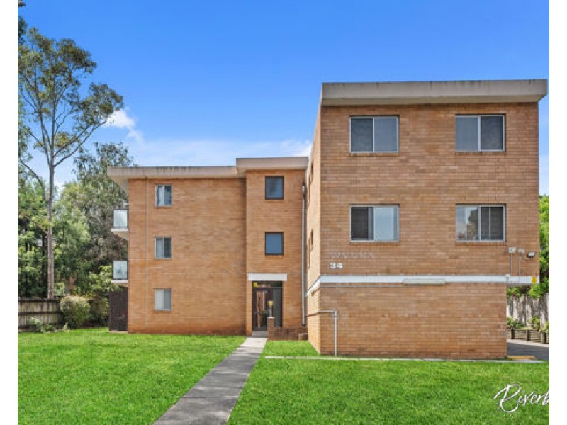 5/34 Addlestone Road, Merrylands NSW 2160