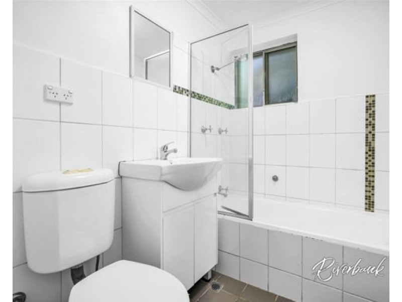 9/33 Bowden Street, Harris Park NSW 2150