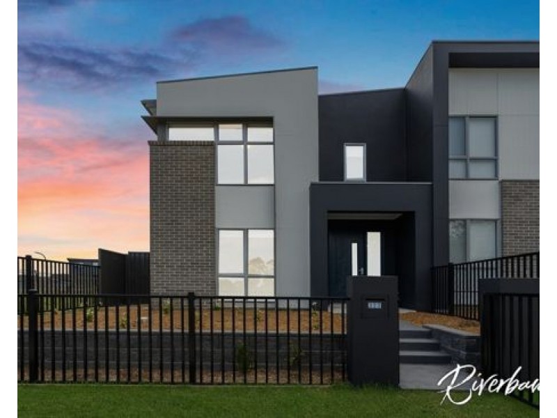 323 Bernera Road, Edmondson Park NSW 2174