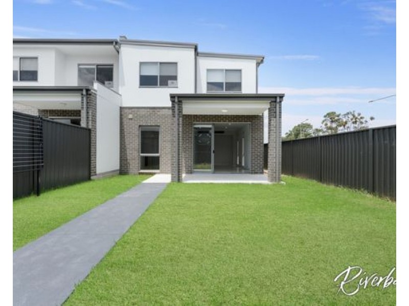 323 Bernera Road, Edmondson Park NSW 2174