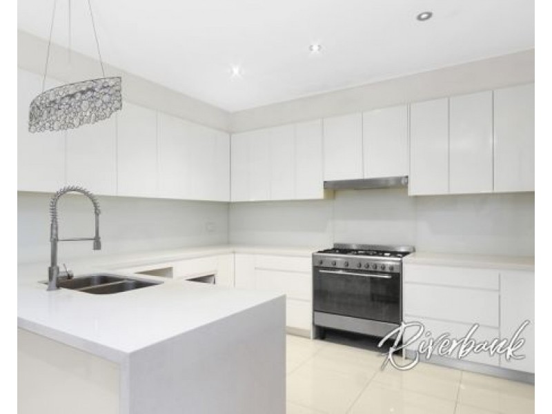 194 Driftway Drive, Pemulwuy NSW 2145